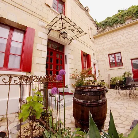 بيت ضيافة Beaulieu La Source 2*